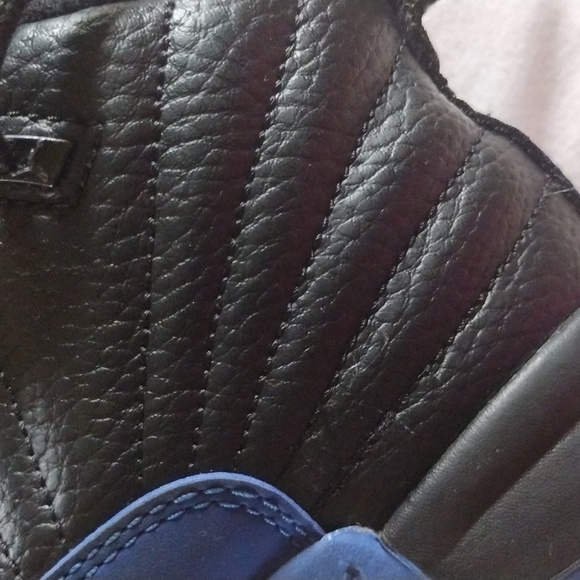 BOYS Shoes by MICHAEL JORDAN - Picture 8 of 15